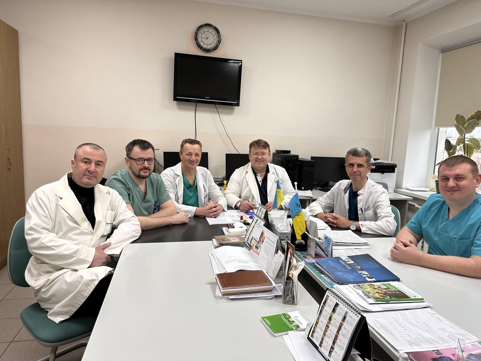 команда лікарів