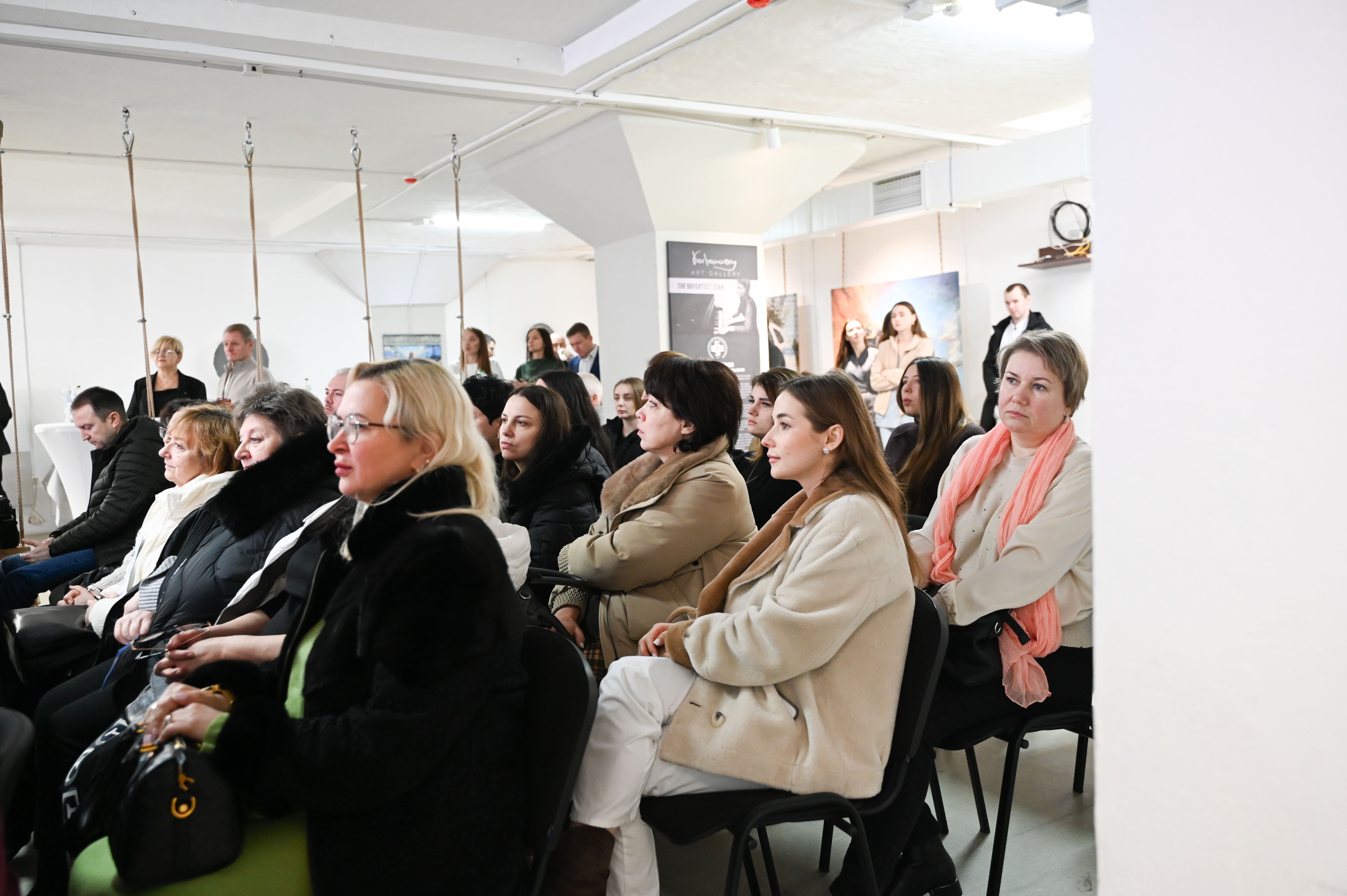 учасники кардіологічної конференції