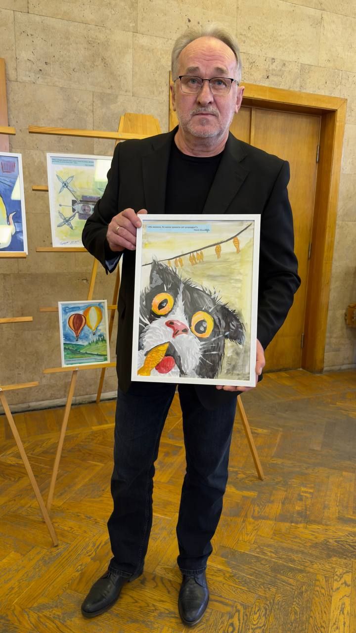 одна з придбаних картин