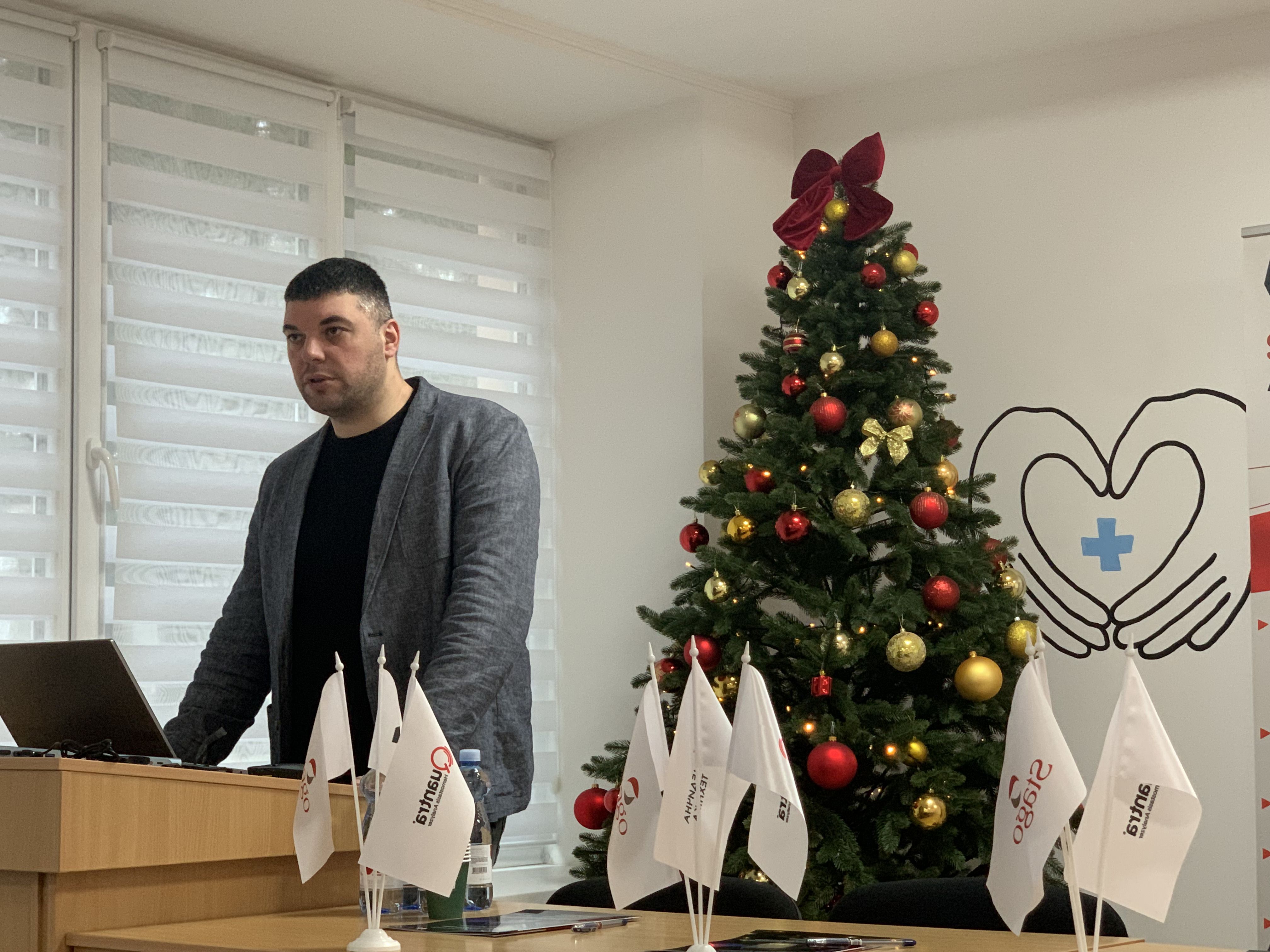 Зарацинний