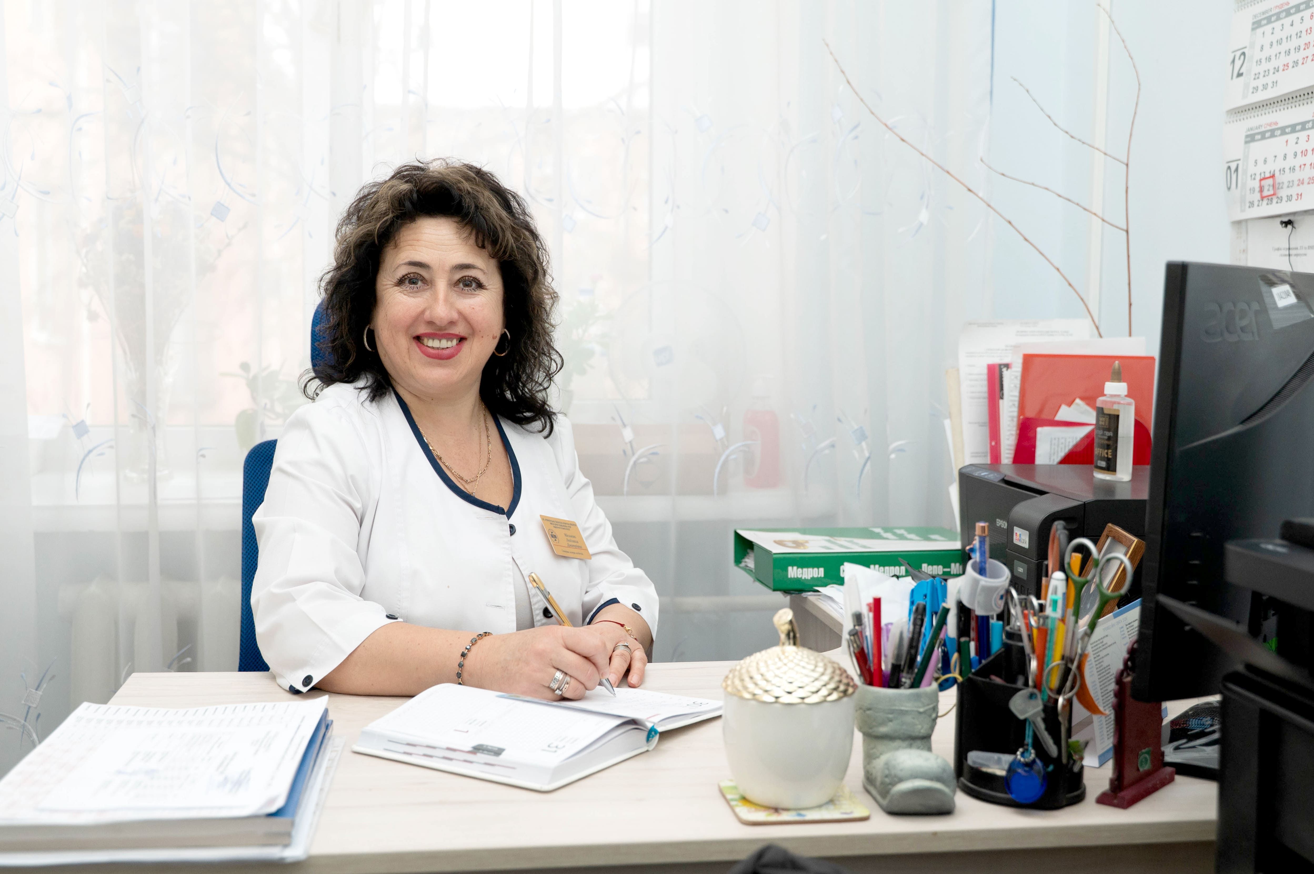 старша сестра медична