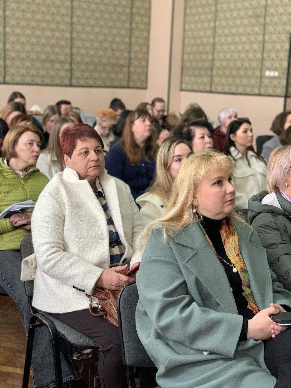 учасники конференції