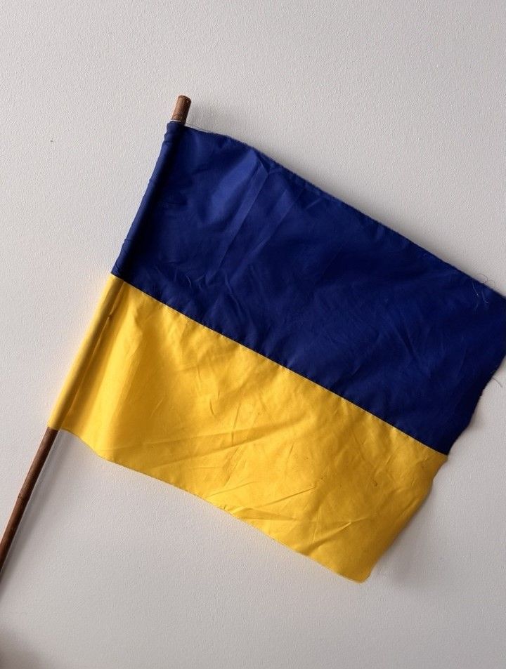 Прапор України вивезений з окупації